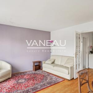 Paris XVe - Blomet - Appartement trois pièces avec vue dégagée