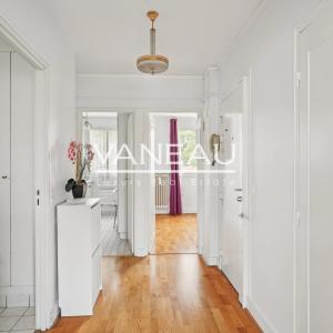 Paris XVe - Blomet - Appartement trois pièces avec vue dégagée