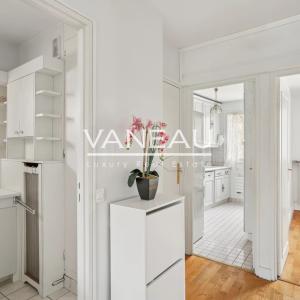 Paris XVe - Blomet - Appartement trois pièces avec vue dégagée