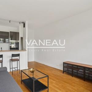 Charmant studio - Balcon - Plein ciel