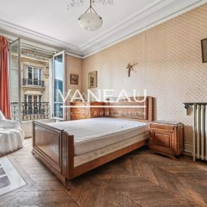Neuilly - Mairie - Appartement 4 pièces - Charme de l'ancien