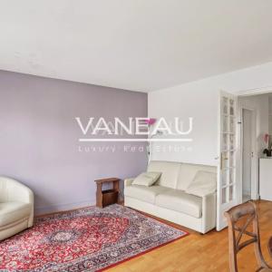 Paris XVe - Blomet - Appartement trois pièces avec vue dégagée