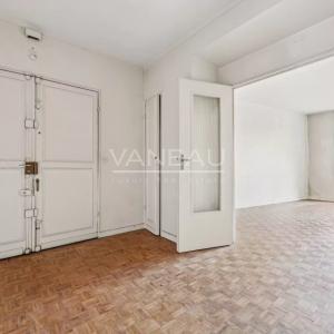 Boulogne-Billancourt - Deux pièces transformable en trois pièces
