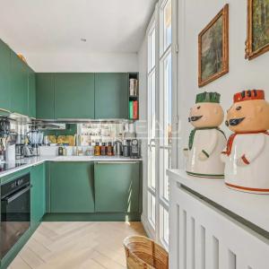 Boulogne Nord - luxueux trois pièces au dernier étage, balcons, 