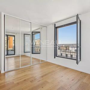Appartement avec terrasses au dernier étage