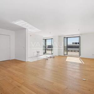 Appartement avec terrasses au dernier étage