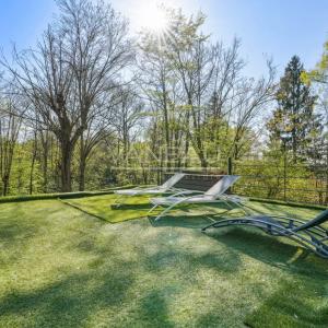 Maison d'architecte sur terrain arboré
