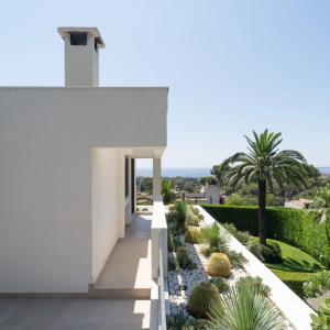 Antibes, Villa Contemporaine avec vue mer panoramique à vendre