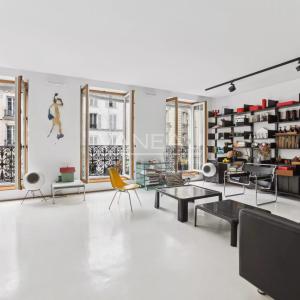 Paris Xème - Magnifique duplex avec balcon -