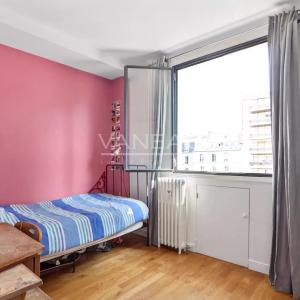 Paris XVIIIème - Grandes Carrières - Bel appartement de sept piè