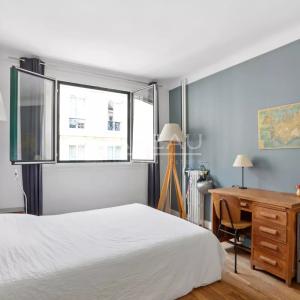 Paris XVIIIème - Grandes Carrières - Bel appartement de sept piè