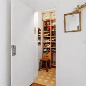 Paris XVIIIème - Grandes Carrières - Bel appartement de sept piè