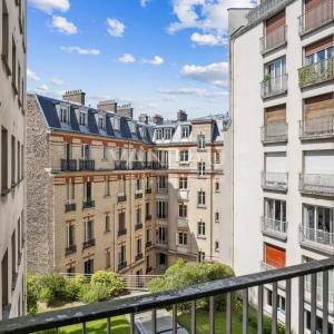 Paris XVI - Victor Hugo - Appartement deux chambres avec vue dég