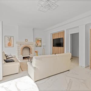Mougins - Villa entièrement rénovée avec Tennis à vendre