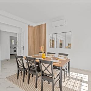 Mougins - Villa entièrement rénovée avec Tennis à vendre