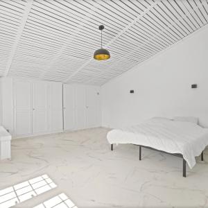 Mougins - Villa entièrement rénovée avec Tennis à vendre