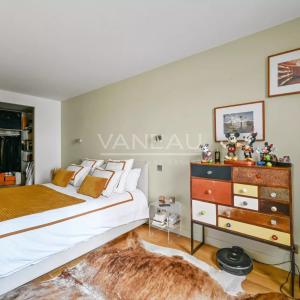 Paris XVe - Mirabeau/Convention -  trois pièces en parfait état