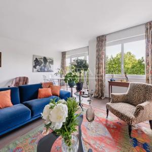 PARIS XVIe - Suchet - Raffet -  Etage élevé, vues dégagées.