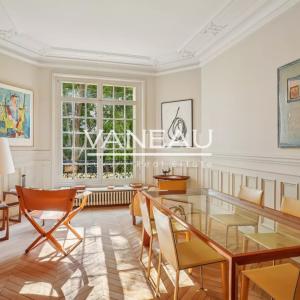 Appartement haussmannien d’exception – Square de la Tour Maubour