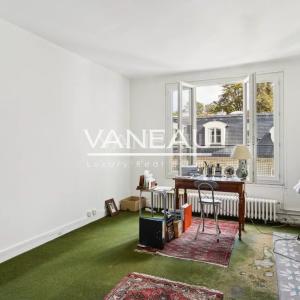 Avenue Gabriel - Duplex de charme