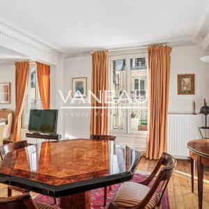 Paris VIII - Av. Matignon - Gabriel - Charmant 3 pièces avec bal