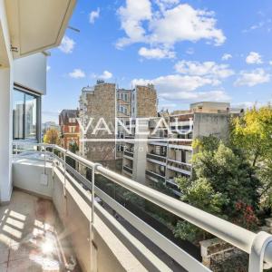 PARIS XVIe - Serres d'Auteuil - Vue dégagée - Balcon