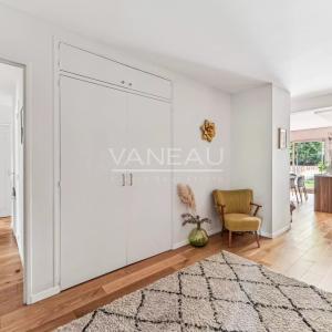 Ville d'Avray - Appartement familial bordé par un vaste jardin p