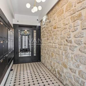 Paris Ier - Les Halles - Appartement deux pièces en parfait état