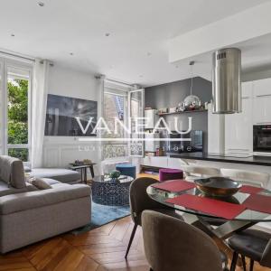Pied à terre - refait à neuf - Ternes