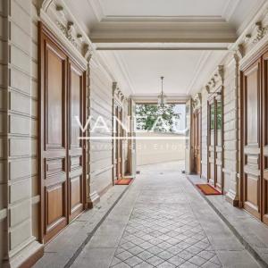 Pied à terre - refait à neuf - Ternes
