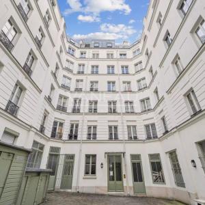 Paris 8 - Faubourg Saint-Honoré - Dernier étage