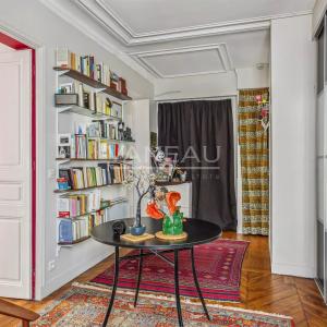 Paris Xème - Charmant deux pièces - Pied à terre idéal -