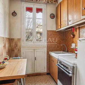 Bel ancien, en étage avec ascenseur