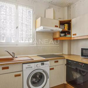 Boulogne Billancourt, Deux chambres, en étage avec balcon