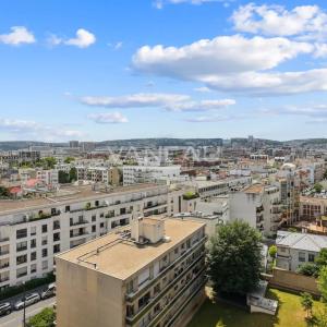 Dernier étage trois pièces vue dégagée plein Sud