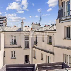 Dernier étage avec ascenseur - 2 pièces clés en main - DPE 'D'