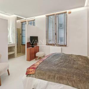 Paris VIe - Odéon - deux pièces rénové
