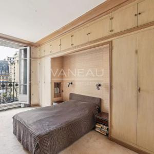 Paris XVI Nord - 197m2 - Beau familial étage élevé, vue dégagée.