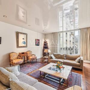 Paris XVI Nord - 197m2 - Beau familial étage élevé, vue dégagée.