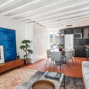 Paris IVe - Saint-Paul - Appartement de charme refait à neuf