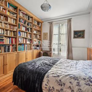 PARIS XVI - Rue d'Auteuil - 2 à 3 pièces avec vue dégagée exposé