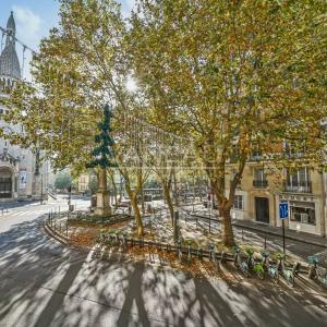 PARIS XVI - Rue d'Auteuil - 2 à 3 pièces avec vue dégagée exposé