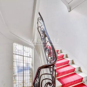 Paris XVIe - Auteuil Jasmin - Appartement 3 pièces au calme en é