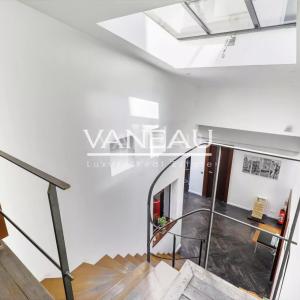 PARIS XVI - Ranelagh La Muette - Maison Loft de 5 pièces avec te