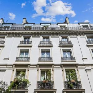 Paris VIIIe - A deux pas des Batignolles.