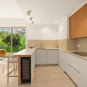 Appartement 3 pièces rénové à vendre - Cannes Basse Californie