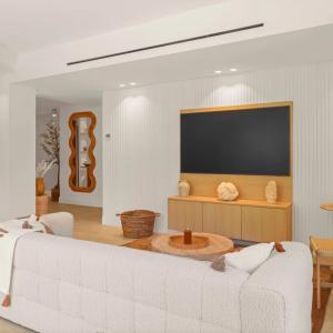 Appartement 3 pièces rénové à vendre - Cannes Basse Californie
