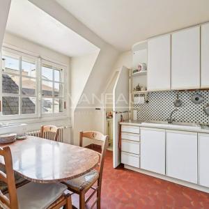 PARIS Ve - Monge / Montebello - Duplex d'exception en dernier ét