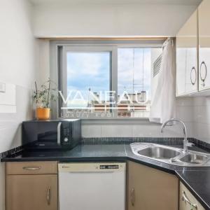 Paris XVe – Boucicaut / Charles Michels : Appartement dernier ét