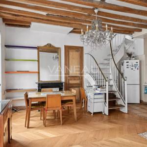 Paris IIIe - Place des Vosges - Duplex 2 chambres Calme Lumineux